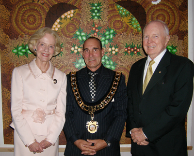 Her Excellency Ms Quentin Bryce AC, Mayor of Coober Pedy Steve Baines and His Excellency Mr Michael Bryce AM AE